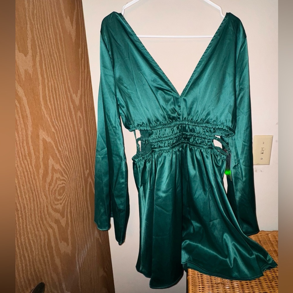 Green Longsleeve Dress